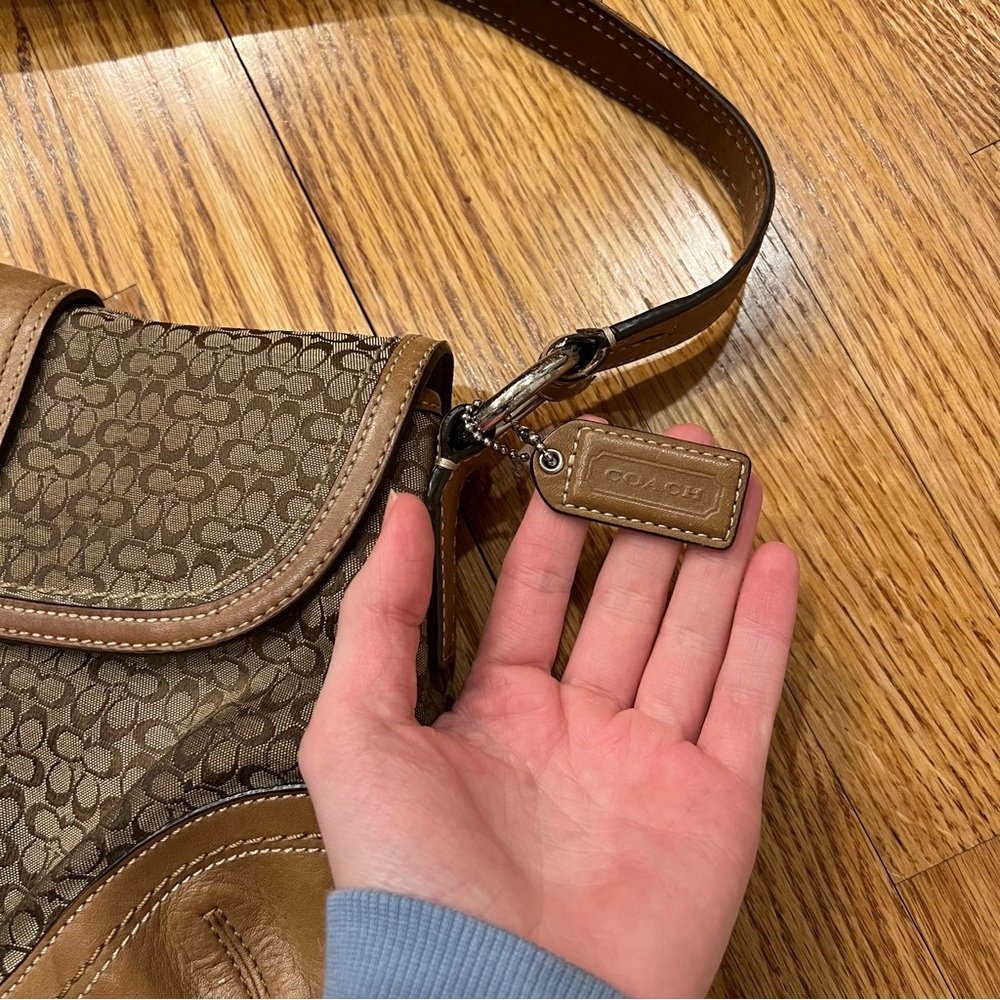 Vintage Y2K Coach Signature Soho Medium Shoulder Bag Brown British Tan F10926 - Picture 7 of 15
